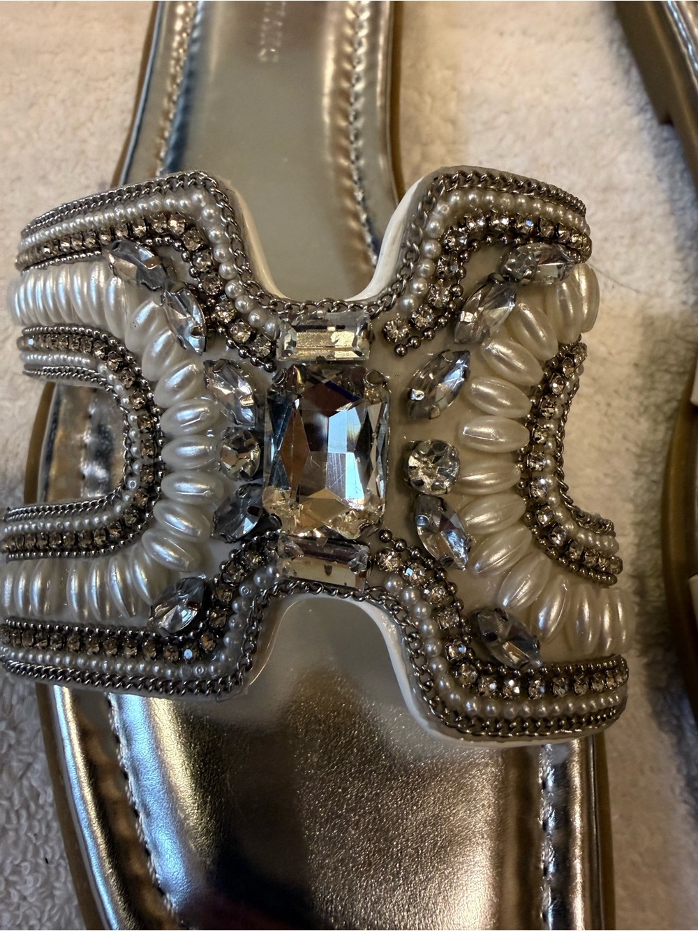 Azalea Wang Madiha Embellished Slide Sandals in silver. - Picture 4 of 7